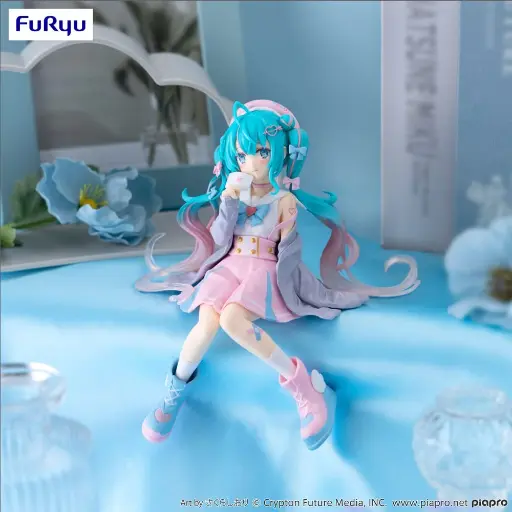 [229659] HATSUNE MIKU - Love Sailor Grey Color - Statuette Noodle Stopper 13cm